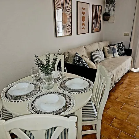 Apartamento 303 Castell Sol شقة أرينال دو ان كاسيل