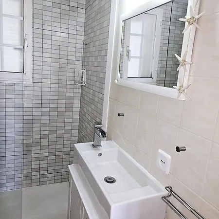 Apartamento 303 Castell Sol Apartment *